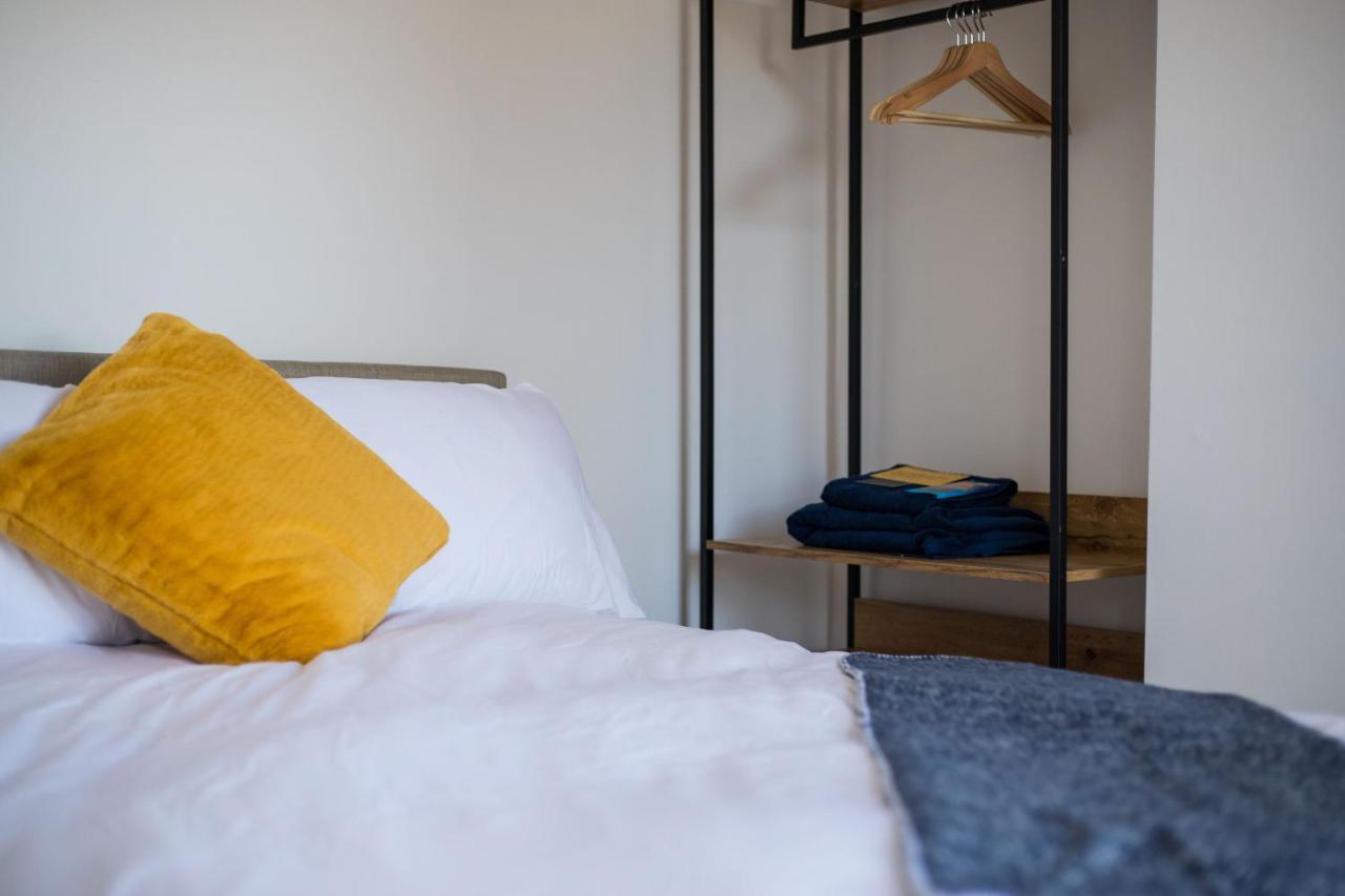 Amazing New 3 Double Bed House In Staple Hill! Apartment บริสตอล ภายนอก รูปภาพ