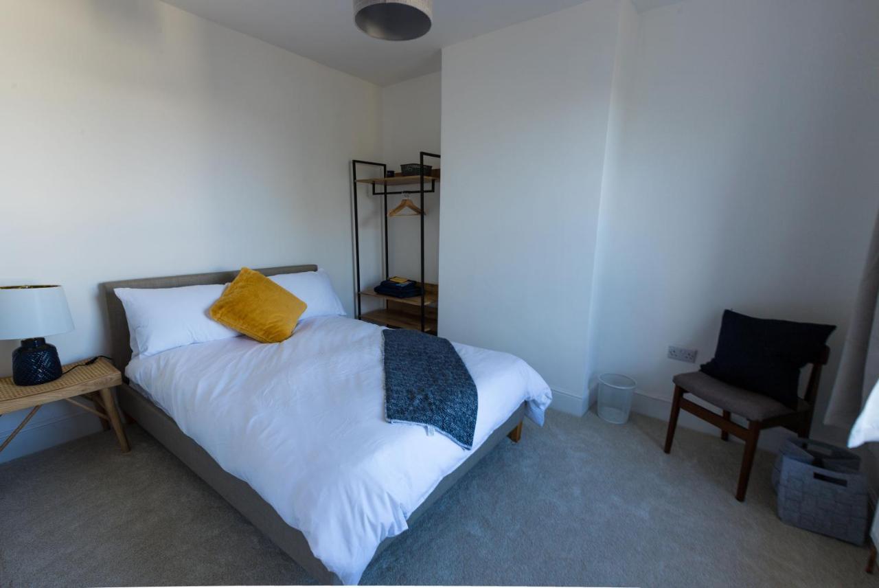 Amazing New 3 Double Bed House In Staple Hill! Apartment บริสตอล ภายนอก รูปภาพ